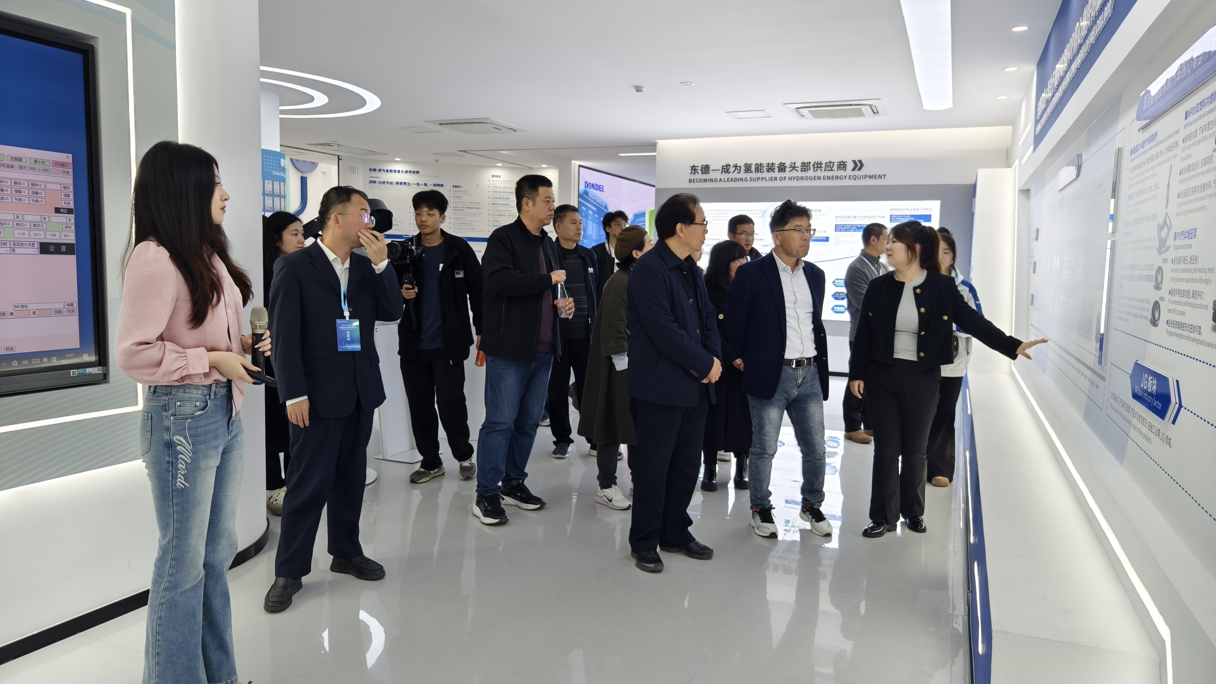 全国各地媒体走进东德氢能产业园：PowerMax 超级氢电站成关注焦点